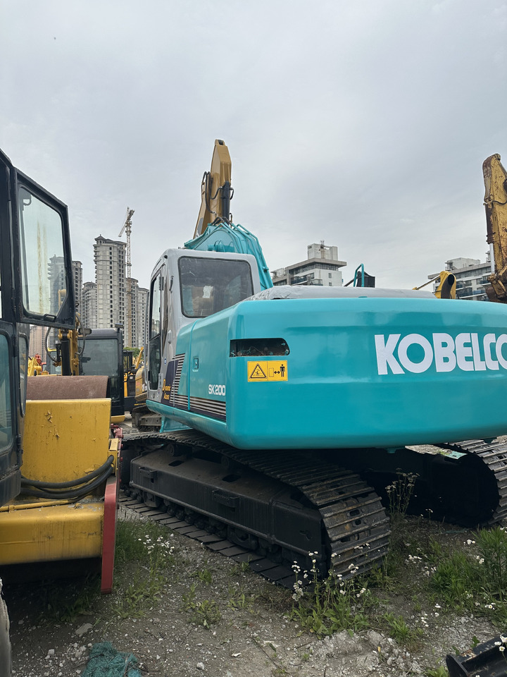Hitachi Excavator SK200 Click for Discount - Excavator: picture 3 Hitachi Excavator SK200 Click for Discount - Excavator: picture 3
