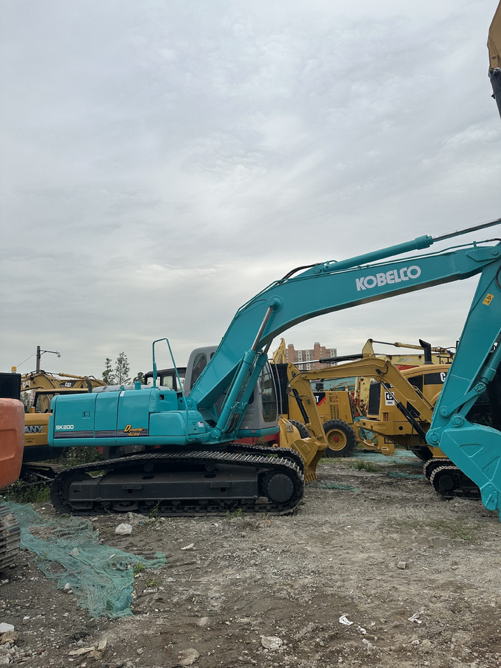 Hitachi Excavator SK200 Click for Discount - Excavator: picture 5 Hitachi Excavator SK200 Click for Discount - Excavator: picture 5