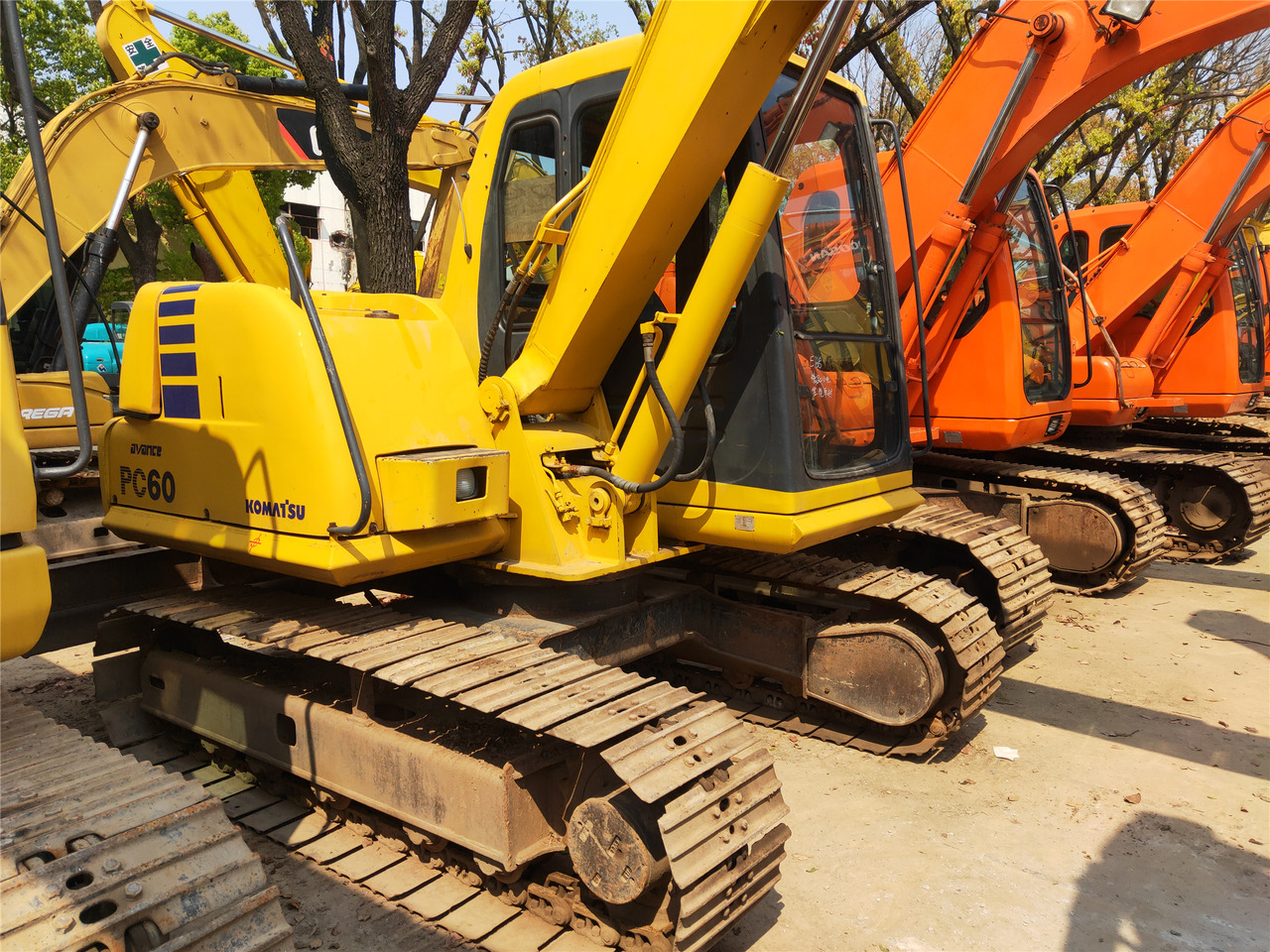 Leasing of KOMATSU PC60 Mini Excavator KOMATSU PC60 Mini Excavator: picture 6 Leasing of KOMATSU PC60 Mini Excavator KOMATSU PC60 Mini Excavator: picture 6