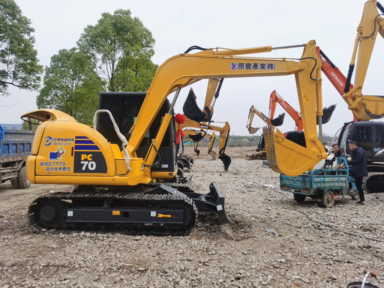 KOMATSU PC70-8 - Crawler excavator: picture 3 KOMATSU PC70-8 - Crawler excavator: picture 3