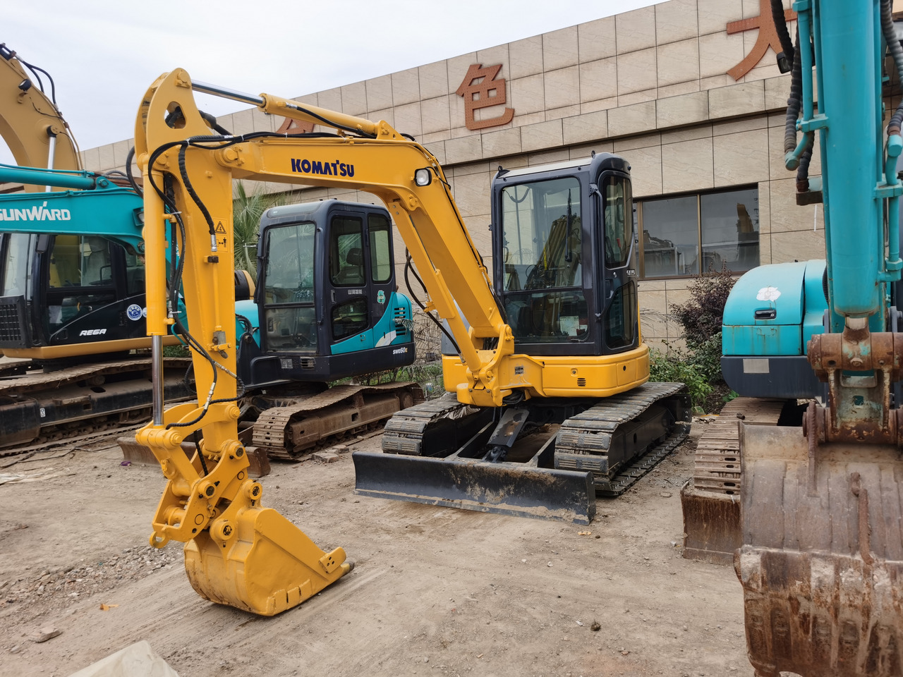 Komatsu Mini Excavator Pc40MR - Mini excavator: picture 3 Komatsu Mini Excavator Pc40MR - Mini excavator: picture 3