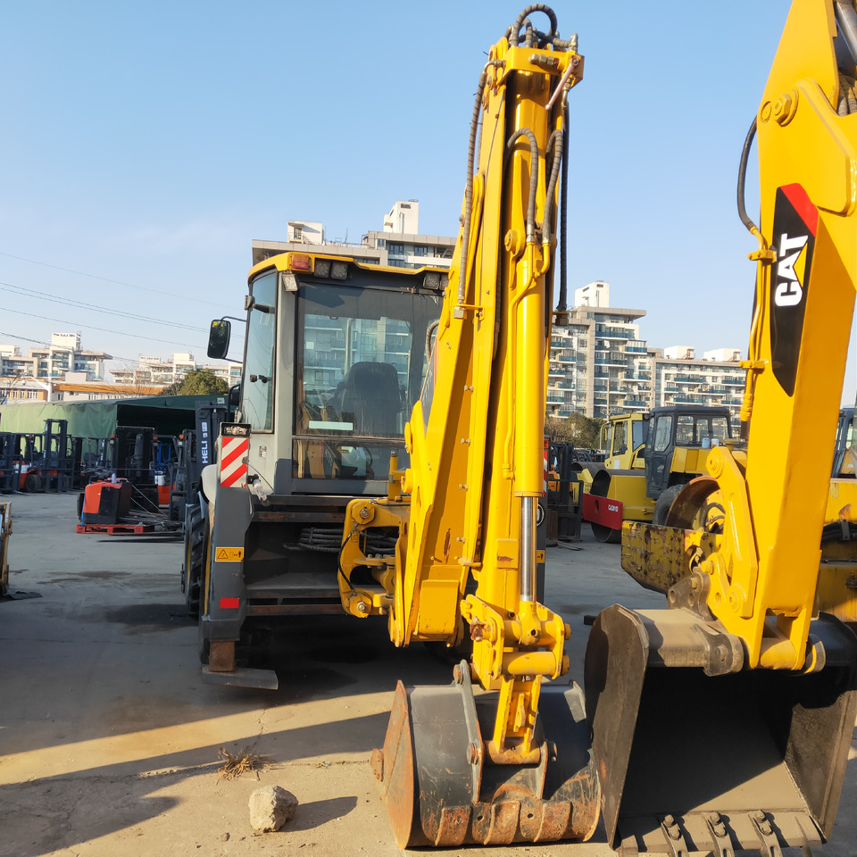 LIUGONG - Backhoe loader: picture 5 LIUGONG - Backhoe loader: picture 5