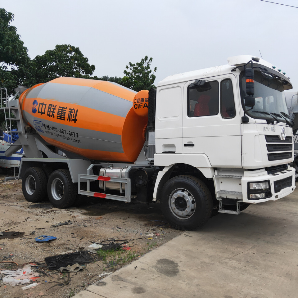 SHACMAN F3000 - Concrete mixer: picture 1 SHACMAN F3000 - Concrete mixer: picture 1
