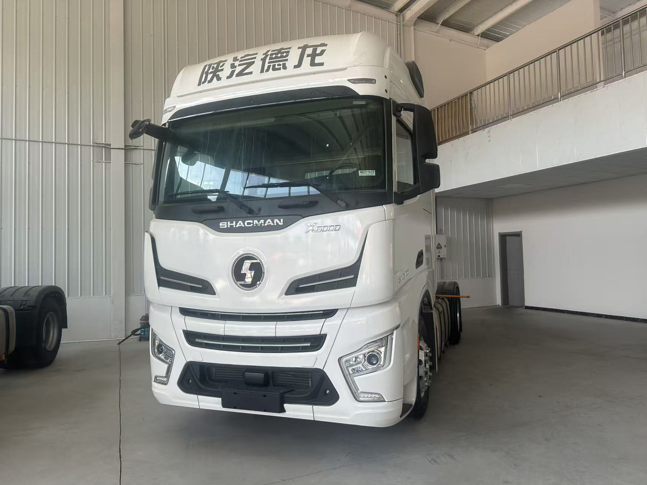 Shacman X6000 510hp Heavy Tractor Unit - Tractor unit: picture 3 Shacman X6000 510hp Heavy Tractor Unit - Tractor unit: picture 3