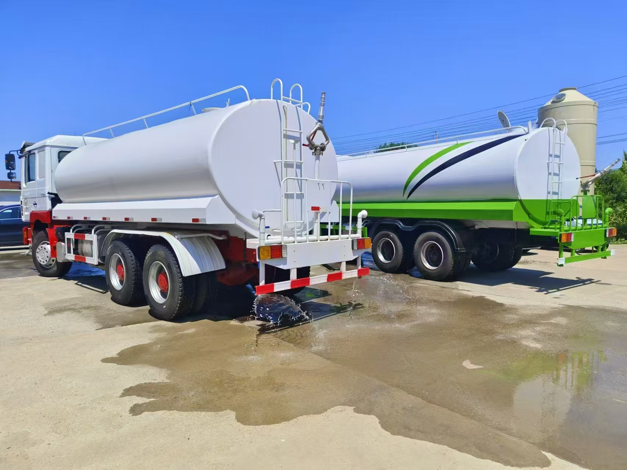 SHACMAN Water Tank 380HP Click for Discount - Truck: picture 5 SHACMAN Water Tank 380HP Click for Discount - Truck: picture 5