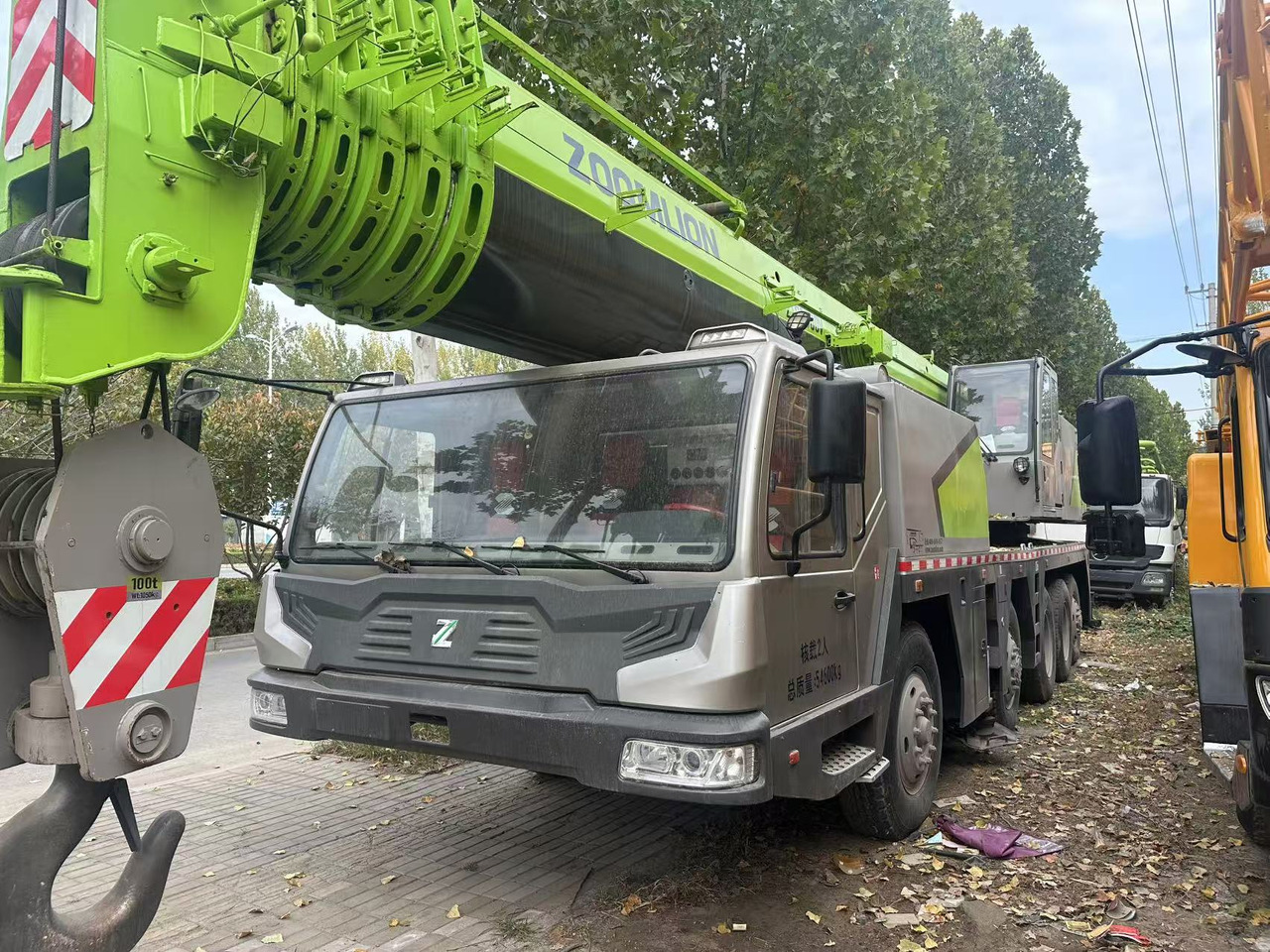 ZOOMLION Crane 100 Ton Click Here for Discount - All terrain crane: picture 1 ZOOMLION Crane 100 Ton Click Here for Discount - All terrain crane: picture 1