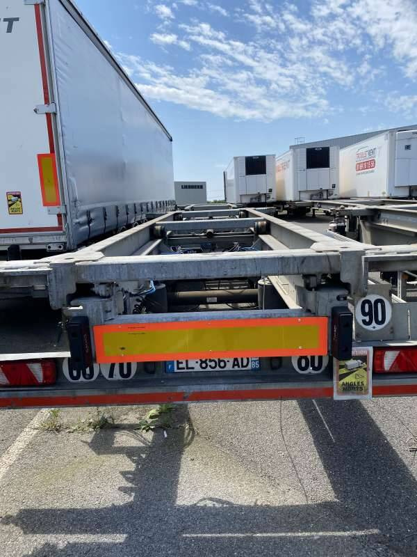 Semi-remorque 3 Essieux 38 TONNES CHARIOT COULISSANT - Container transporter/ Swap body semi-trailer: picture 5 Semi-remorque 3 Essieux 38 TONNES CHARIOT COULISSANT - Container transporter/ Swap body semi-trailer: picture 5