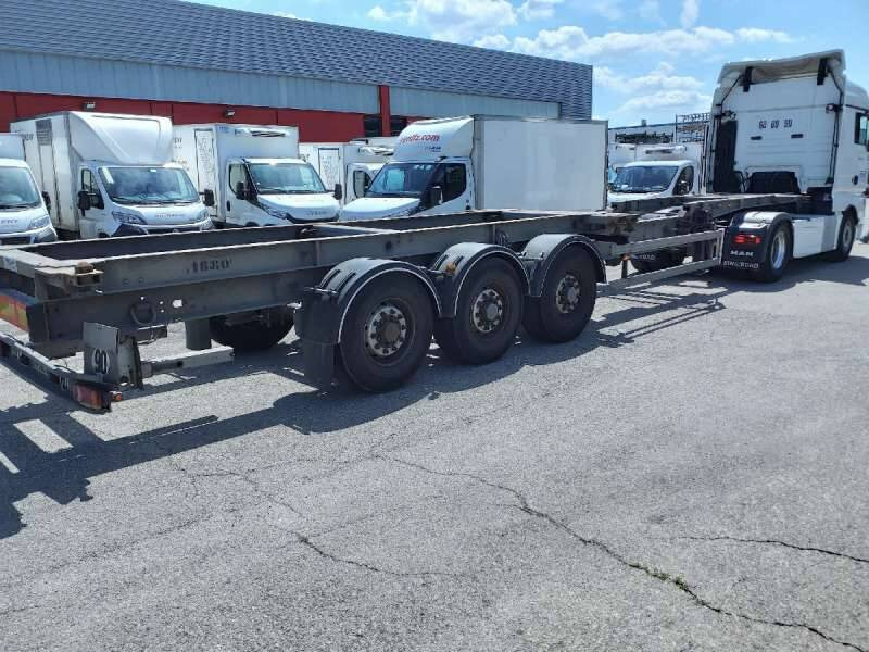 Semi-remorque 3 Essieux 38 TONNES CHARIOT COULISSANT - Container transporter/ Swap body semi-trailer: picture 1 Semi-remorque 3 Essieux 38 TONNES CHARIOT COULISSANT - Container transporter/ Swap body semi-trailer: picture 1