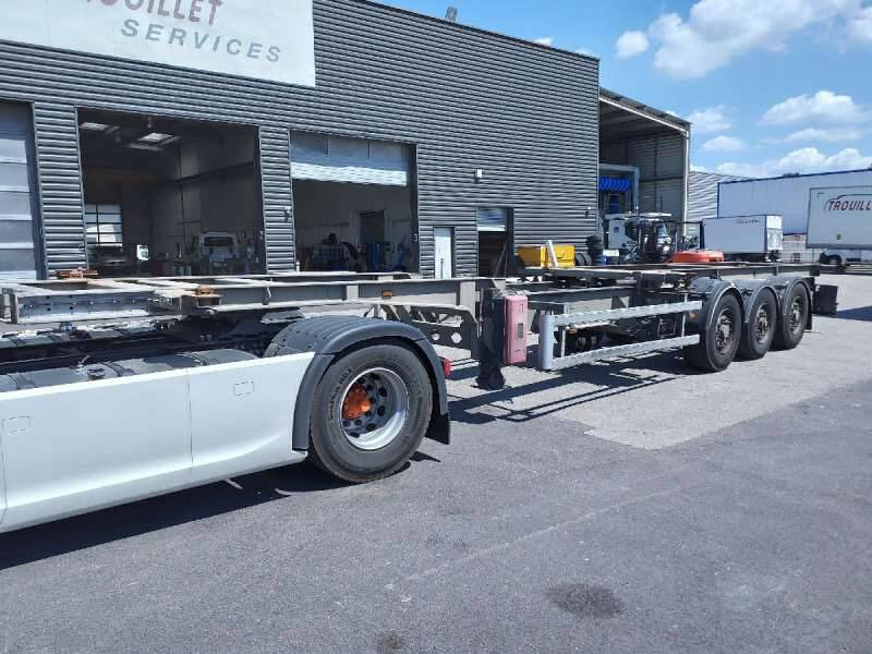 Semi-remorque 3 Essieux 38 TONNES CHARIOT COULISSANT - Container transporter/ Swap body semi-trailer: picture 4 Semi-remorque 3 Essieux 38 TONNES CHARIOT COULISSANT - Container transporter/ Swap body semi-trailer: picture 4