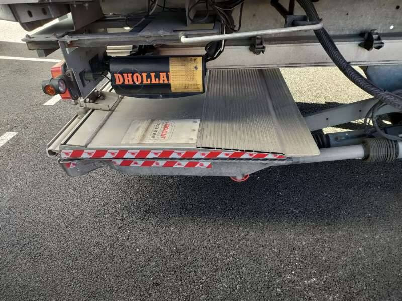 Semi-remorque 3 Essieux 38 TONNES HAYON 2 PORTES AR - Closed box semi-trailer: picture 5 Semi-remorque 3 Essieux 38 TONNES HAYON 2 PORTES AR - Closed box semi-trailer: picture 5