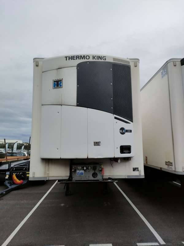 Semi-remorque 3 Essieux 38 TONNES HAYON CAISSE CHEREAU GROUPE THERMOKING SLXI 300 - Refrigerator semi-trailer: picture 2 Semi-remorque 3 Essieux 38 TONNES HAYON CAISSE CHEREAU GROUPE THERMOKING SLXI 300 - Refrigerator semi-trailer: picture 2