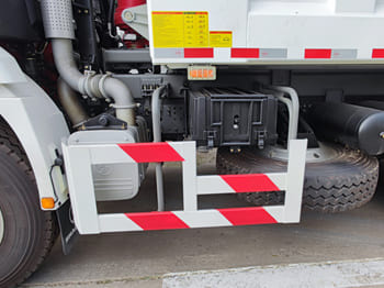 SHACMAN Shacman F3000 6x4 Tractor Truck for Sale in Zambia - Tipper: picture 5 SHACMAN Shacman F3000 6x4 Tractor Truck for Sale in Zambia - Tipper: picture 5