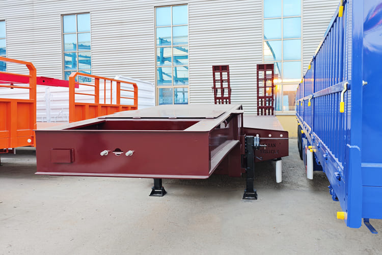TITAN 3 Axle Low Bed Trailer for Sale in Saudi Arabia - Low loader semi-trailer: picture 3 TITAN 3 Axle Low Bed Trailer for Sale in Saudi Arabia - Low loader semi-trailer: picture 3