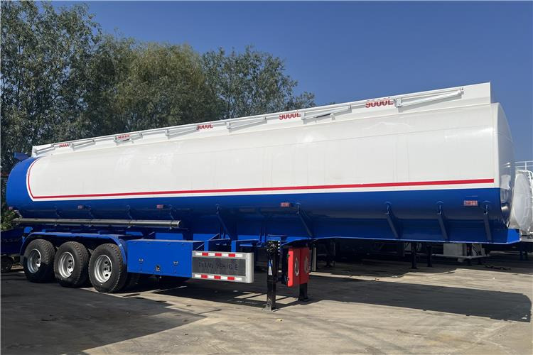 TITAN 45000 Liters Oil Tanker Trailer for Sale In Ghana - Tank semi-trailer: picture 1 TITAN 45000 Liters Oil Tanker Trailer for Sale In Ghana - Tank semi-trailer: picture 1