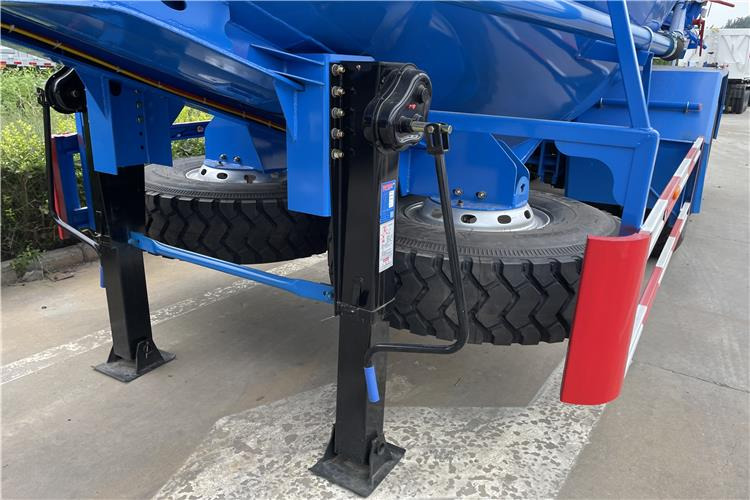 TITAN 50 Ton Cement Tanker Trailer for Sale In Uae - Silo semi-trailer: picture 3 TITAN 50 Ton Cement Tanker Trailer for Sale In Uae - Silo semi-trailer: picture 3