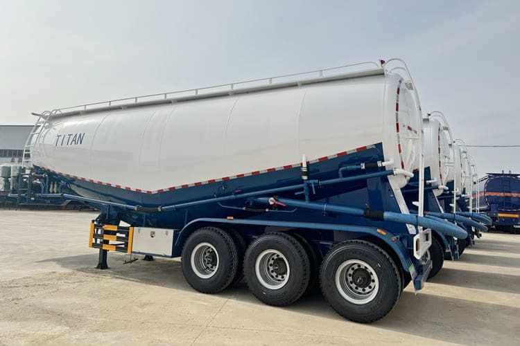 TITAN Bulk Cement Tanker Truck for Sale in Congo - Silo semi-trailer: picture 3 TITAN Bulk Cement Tanker Truck for Sale in Congo - Silo semi-trailer: picture 3