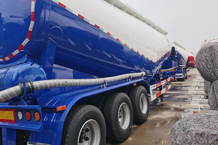 TITAN Cement Bulker Trailer for Sale in Jamaica - Silo semi-trailer: picture 3 TITAN Cement Bulker Trailer for Sale in Jamaica - Silo semi-trailer: picture 3