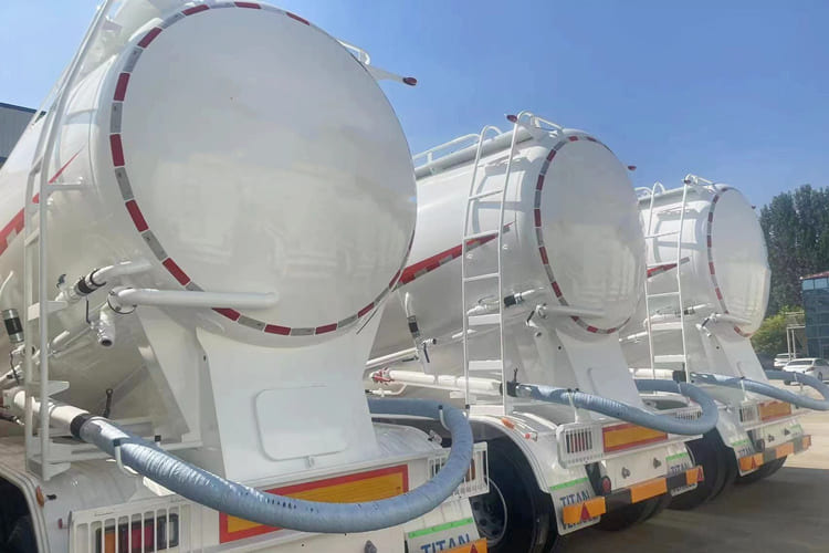 TITAN Cement Bulker Truck for Sale in Zambia - Silo semi-trailer: picture 4 TITAN Cement Bulker Truck for Sale in Zambia - Silo semi-trailer: picture 4