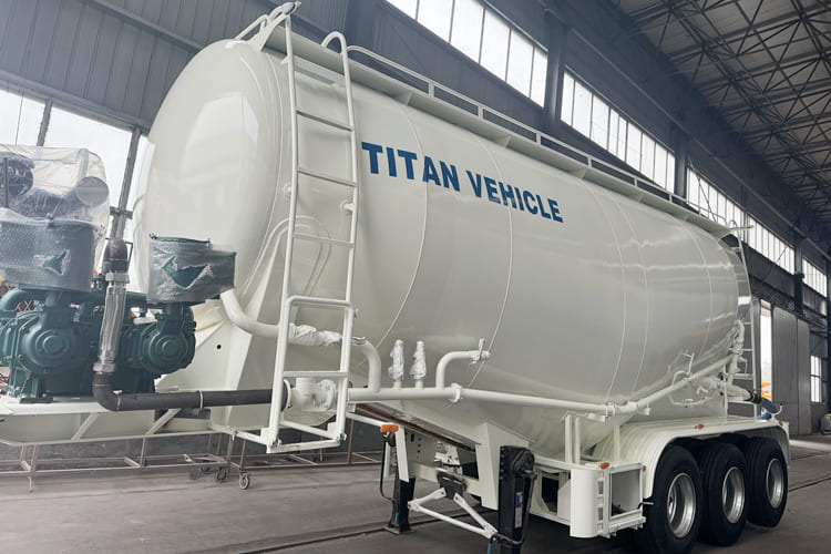 TITAN Dry Bulk Tanker Trailer for Sale in Saudi Arabia - Silo semi-trailer: picture 1 TITAN Dry Bulk Tanker Trailer for Sale in Saudi Arabia - Silo semi-trailer: picture 1