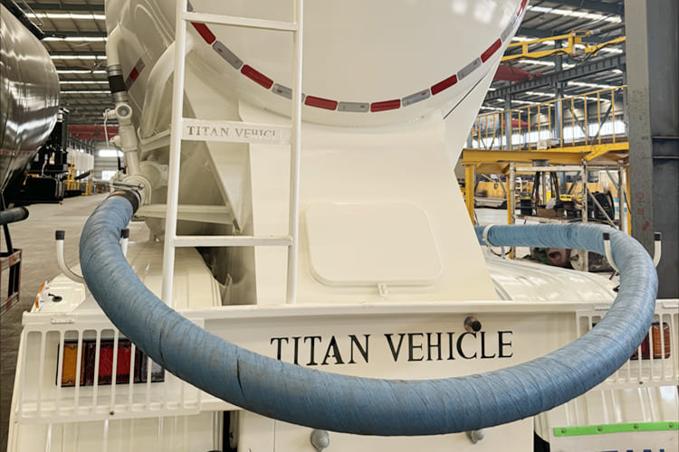 TITAN Dry Bulk Tanker Trailer for Sale in Saudi Arabia - Silo semi-trailer: picture 5 TITAN Dry Bulk Tanker Trailer for Sale in Saudi Arabia - Silo semi-trailer: picture 5