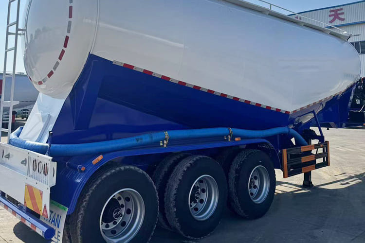 TITAN Dry Bulk Trailer for Sale in Ghana - Silo semi-trailer: picture 4 TITAN Dry Bulk Trailer for Sale in Ghana - Silo semi-trailer: picture 4