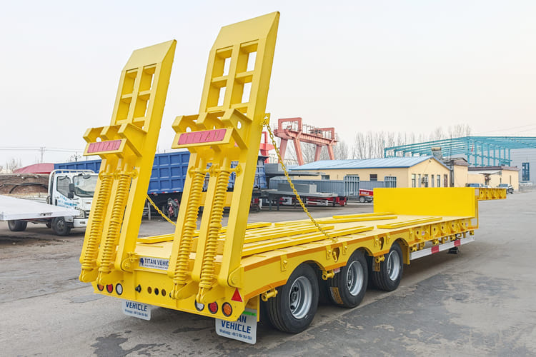 TITAN Semi Low Bed Trailer for Sale in Zambia - Low loader semi-trailer: picture 3 TITAN Semi Low Bed Trailer for Sale in Zambia - Low loader semi-trailer: picture 3