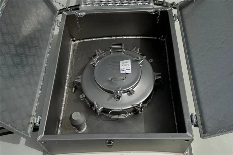 TITAN Tri Axle Aluminum Alloy Tanker Trailer for Sale In Saudi Arabia - Tank semi-trailer: picture 5 TITAN Tri Axle Aluminum Alloy Tanker Trailer for Sale In Saudi Arabia - Tank semi-trailer: picture 5