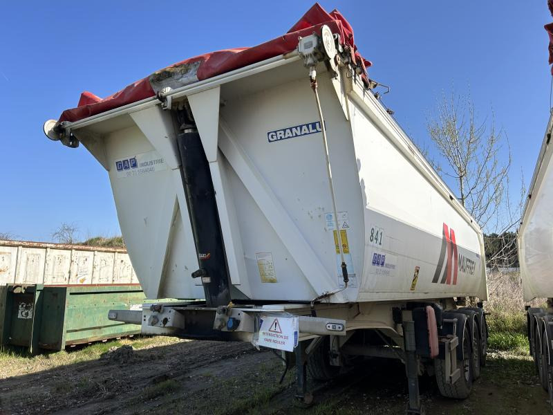 Granalu Benne - Tipper semi-trailer: picture 3 Granalu Benne - Tipper semi-trailer: picture 3