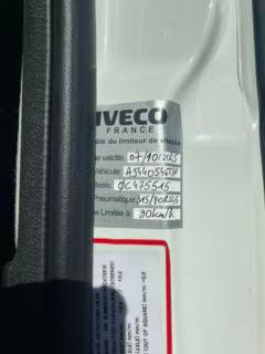 Tractor unit Iveco S-WAY 460: picture 25