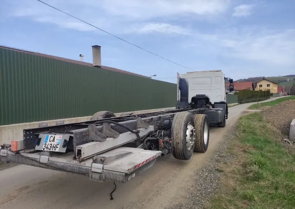 Renault Premium 26.380 Dxi 6x2 rama do zabudowy - Cab chassis truck: picture 3 Renault Premium 26.380 Dxi 6x2 rama do zabudowy - Cab chassis truck: picture 3