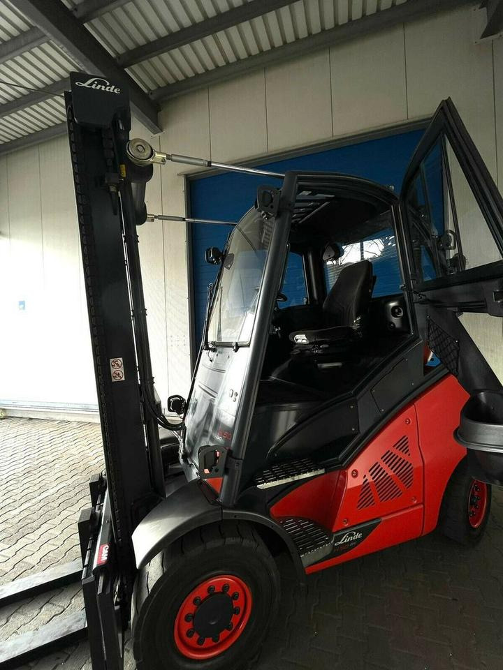 Linde Linde H 50 T - 7.390 h - Seitenschieber/Zinken neu - - LPG forklift: picture 4 Linde Linde H 50 T - 7.390 h - Seitenschieber/Zinken neu - - LPG forklift: picture 4