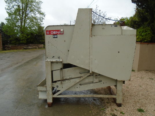 Separateur denis 100 quntaux - Grain cleaner: picture 1 Separateur denis 100 quntaux - Grain cleaner: picture 1