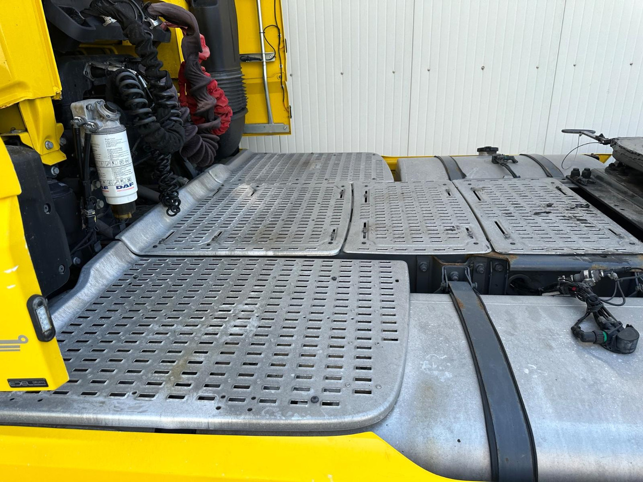 DAF XF 530 SSC Standklima Leder ALU Vollluft - Tractor unit: picture 5 DAF XF 530 SSC Standklima Leder ALU Vollluft - Tractor unit: picture 5