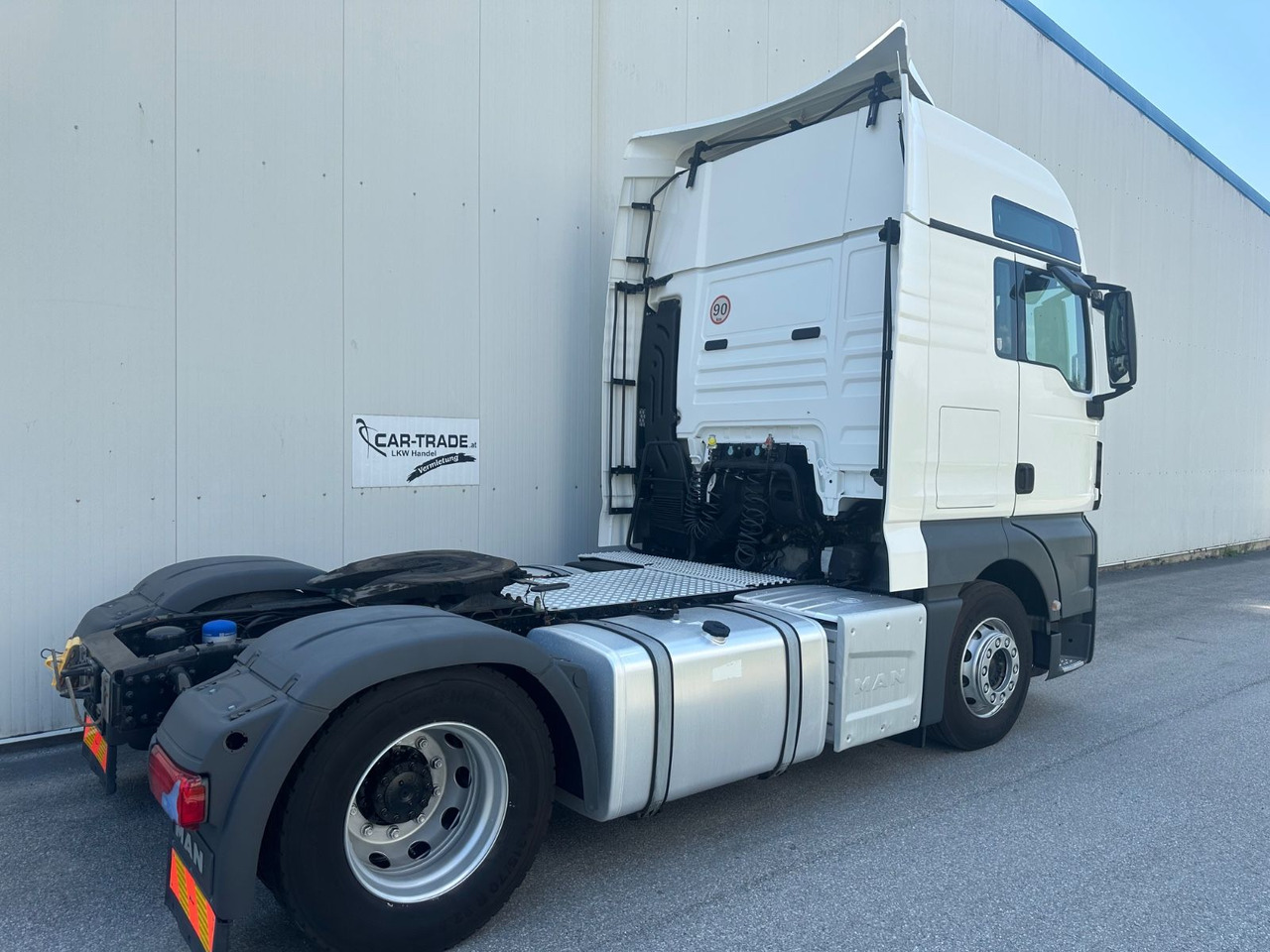 MAN TGX 18.460 XXL Intarder/Standklima - Tractor unit: picture 4 MAN TGX 18.460 XXL Intarder/Standklima - Tractor unit: picture 4