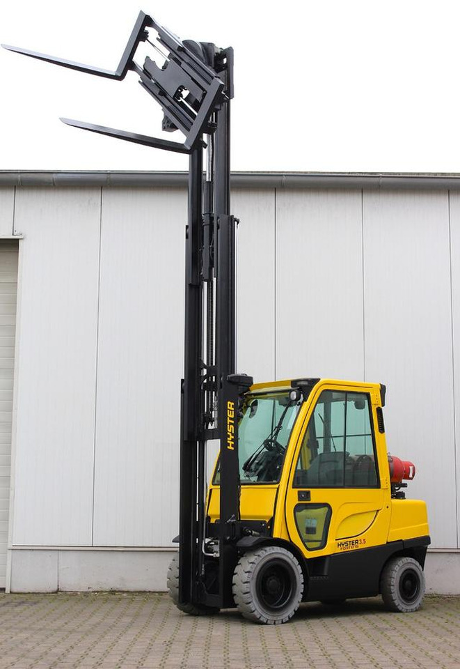 Leasing of HYSTER H3.5FT Gas Drehgerät Triplex UVV HYSTER H3.5FT Gas Drehgerät Triplex UVV: picture 6