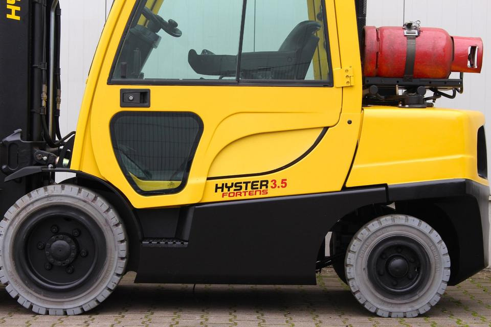 Leasing of HYSTER H3.5FT Gas Drehgerät Triplex UVV HYSTER H3.5FT Gas Drehgerät Triplex UVV: picture 9