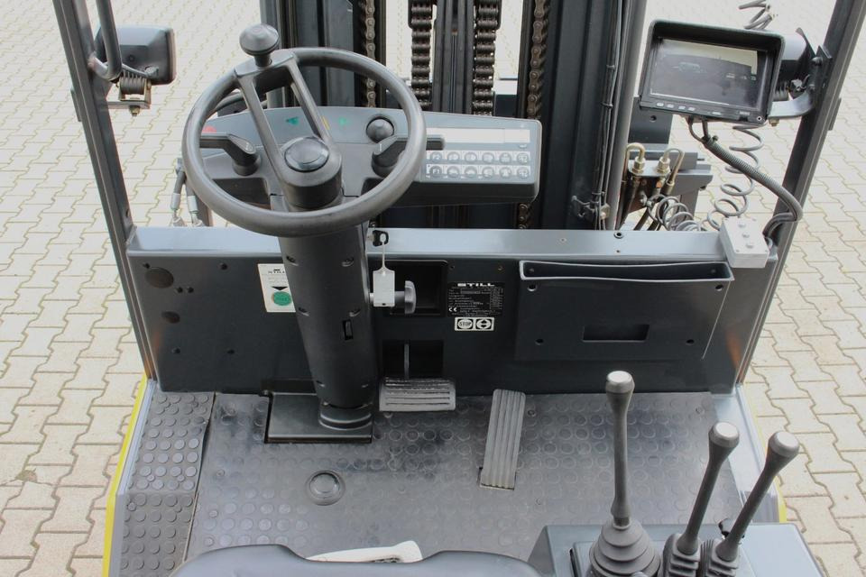 Leasing of STILL R70-40T Gas  Triplex 4t Klammergabel STILL R70-40T Gas  Triplex 4t Klammergabel: picture 19