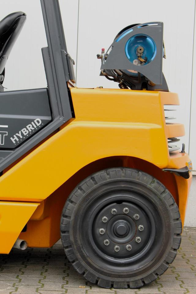 Leasing of STILL R70-40T Gas  Triplex 4t Klammergabel STILL R70-40T Gas  Triplex 4t Klammergabel: picture 7