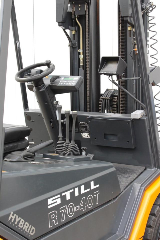 Leasing of STILL R70-40T Gas  Triplex 4t Klammergabel STILL R70-40T Gas  Triplex 4t Klammergabel: picture 11