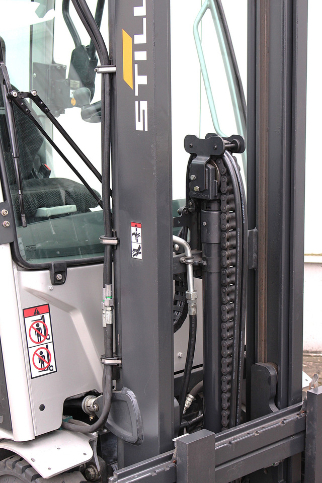 Electric forklift STILL RX20-16P: picture 29