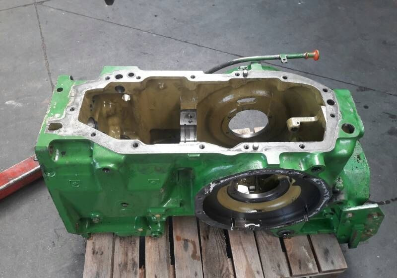 Obudowa skrzyni biegów John Deere L36623 - Transmission: picture 1 Obudowa skrzyni biegów John Deere L36623 - Transmission: picture 1