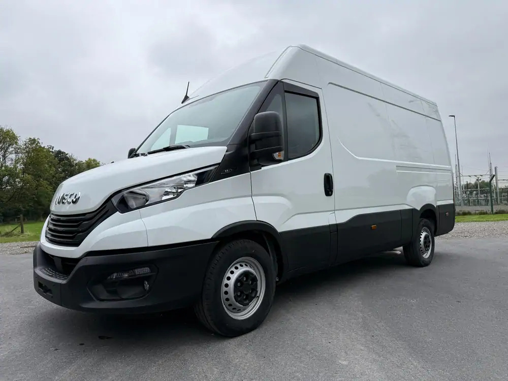Iveco Daily 35-140 *L2H2*DISPO DE STOCK*Airco*Cruise control - Panel van: picture 1 Iveco Daily 35-140 *L2H2*DISPO DE STOCK*Airco*Cruise control - Panel van: picture 1