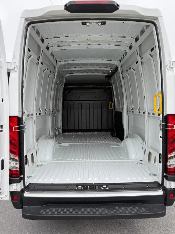 New Panel van Iveco Daily 35-140 *L3H2*DISPO DE STOCK*Airco*Cruise control: picture 14 New Panel van Iveco Daily 35-140 *L3H2*DISPO DE STOCK*Airco*Cruise control: picture 14
