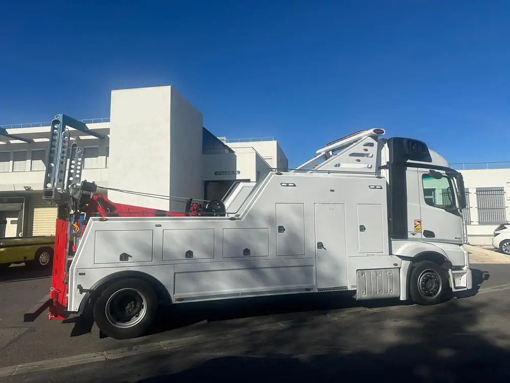 Leasing of Mercedes-Benz Actros 1943 *NOUVELLE SUPERTRUCTURE GRS 20000 VEMASUR*FULL AIR Mercedes-Benz Actros 1943 *NOUVELLE SUPERTRUCTURE GRS 20000 VEMASUR*FULL AIR: picture 6