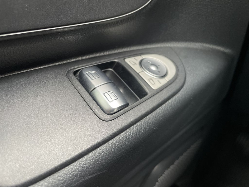 Small van Mercedes-Benz Vito 114 CDI 136pk E6 Lang BPM Vrij! Lease €299p/m, Airco, Camera, Trekhaak, PDC V+A, Onderhoudshistorie aanwezig: picture 9