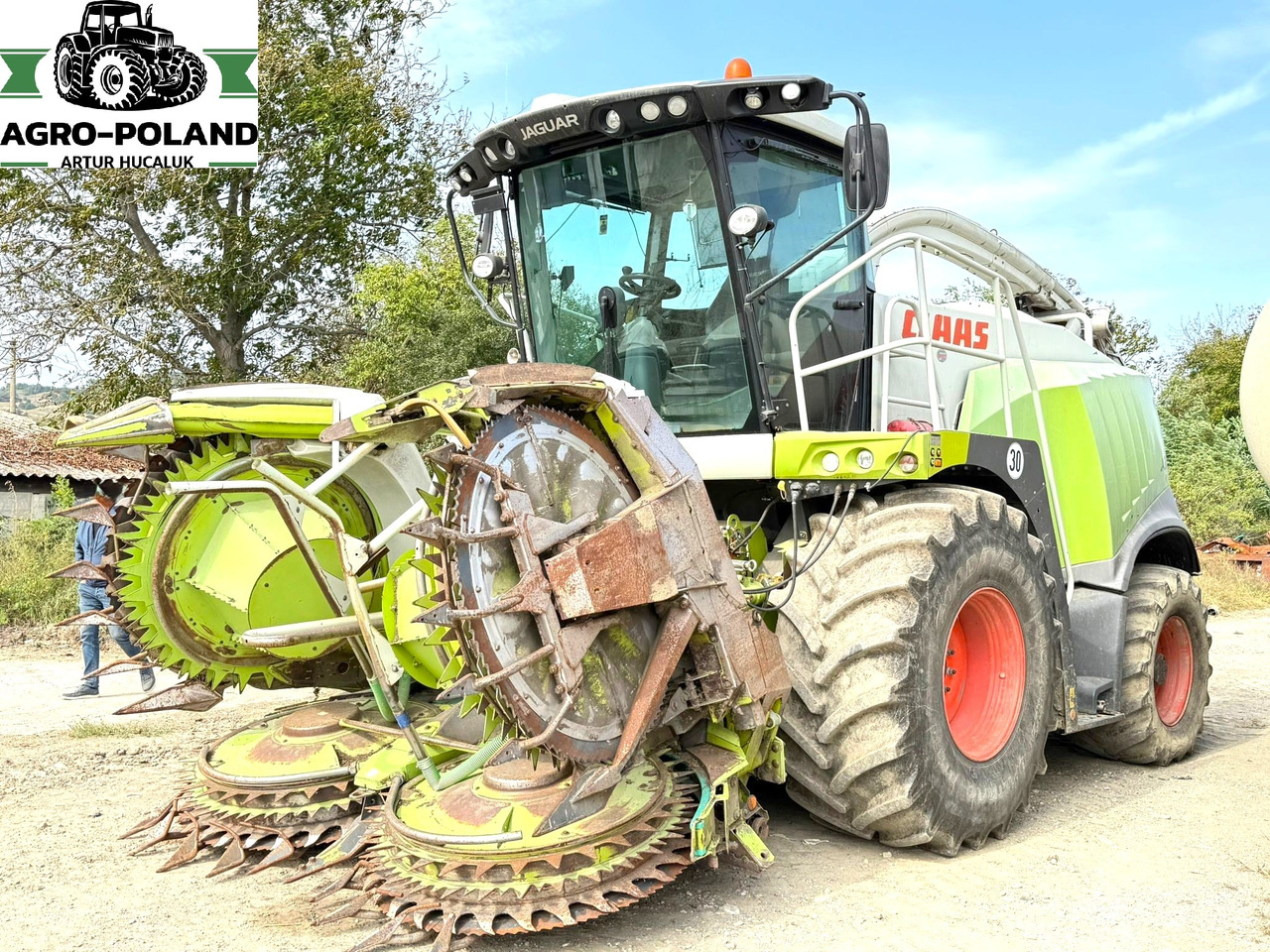 CLAAS JAGUAR 940 - 2014 ROK - 4X4 - Forage harvester: picture 1 CLAAS JAGUAR 940 - 2014 ROK - 4X4 - Forage harvester: picture 1