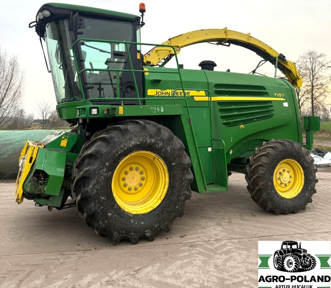 JOHN DEERE 7250 - 2008 rok - Kemper 445 - Pickup 630B - Forage harvester: picture 1 JOHN DEERE 7250 - 2008 rok - Kemper 445 - Pickup 630B - Forage harvester: picture 1