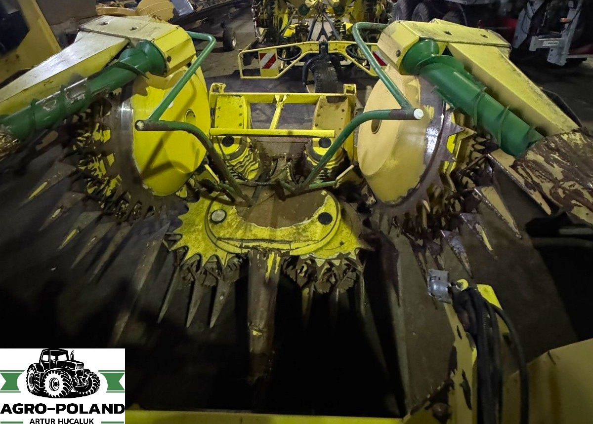 JOHN DEERE 7250 - 2008 rok - Kemper 445 - Pickup 630B - Forage harvester: picture 5 JOHN DEERE 7250 - 2008 rok - Kemper 445 - Pickup 630B - Forage harvester: picture 5