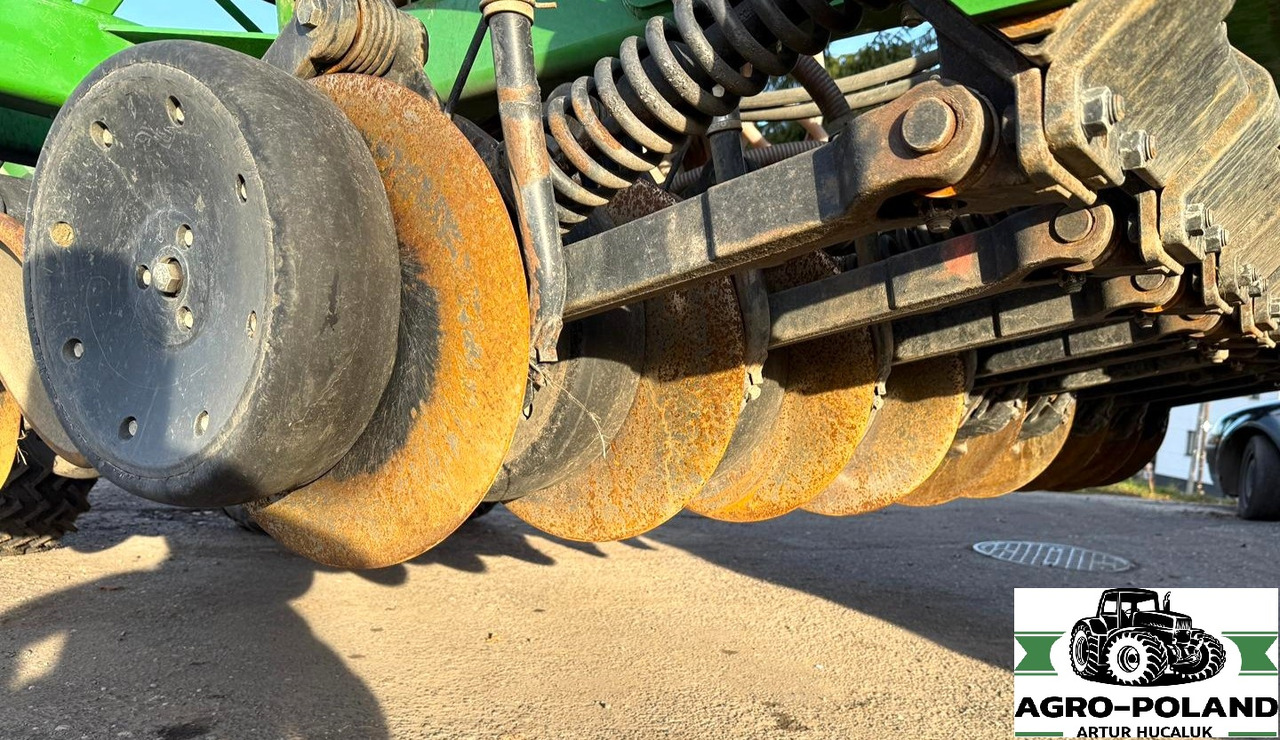 JOHN DEERE 750A - 2017 ROK - 6 M - 2649 H - GREENSTAR/ISOBUS - NOWSZY MODEL - Seed drill: picture 5 JOHN DEERE 750A - 2017 ROK - 6 M - 2649 H - GREENSTAR/ISOBUS - NOWSZY MODEL - Seed drill: picture 5