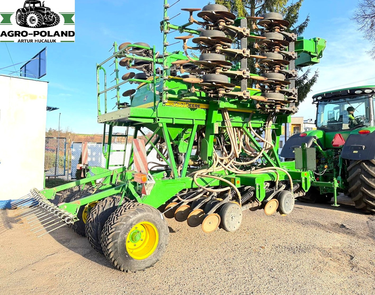 JOHN DEERE 750A - 2017 ROK - 6 M - 2649 H - GREENSTAR/ISOBUS - NOWSZY MODEL - Seed drill: picture 3 JOHN DEERE 750A - 2017 ROK - 6 M - 2649 H - GREENSTAR/ISOBUS - NOWSZY MODEL - Seed drill: picture 3